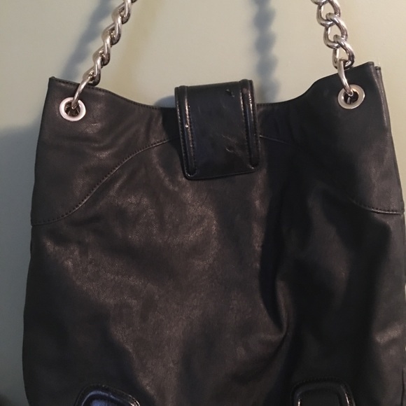 Guess Black Bag with zebra print inside - Picture 3 of 5